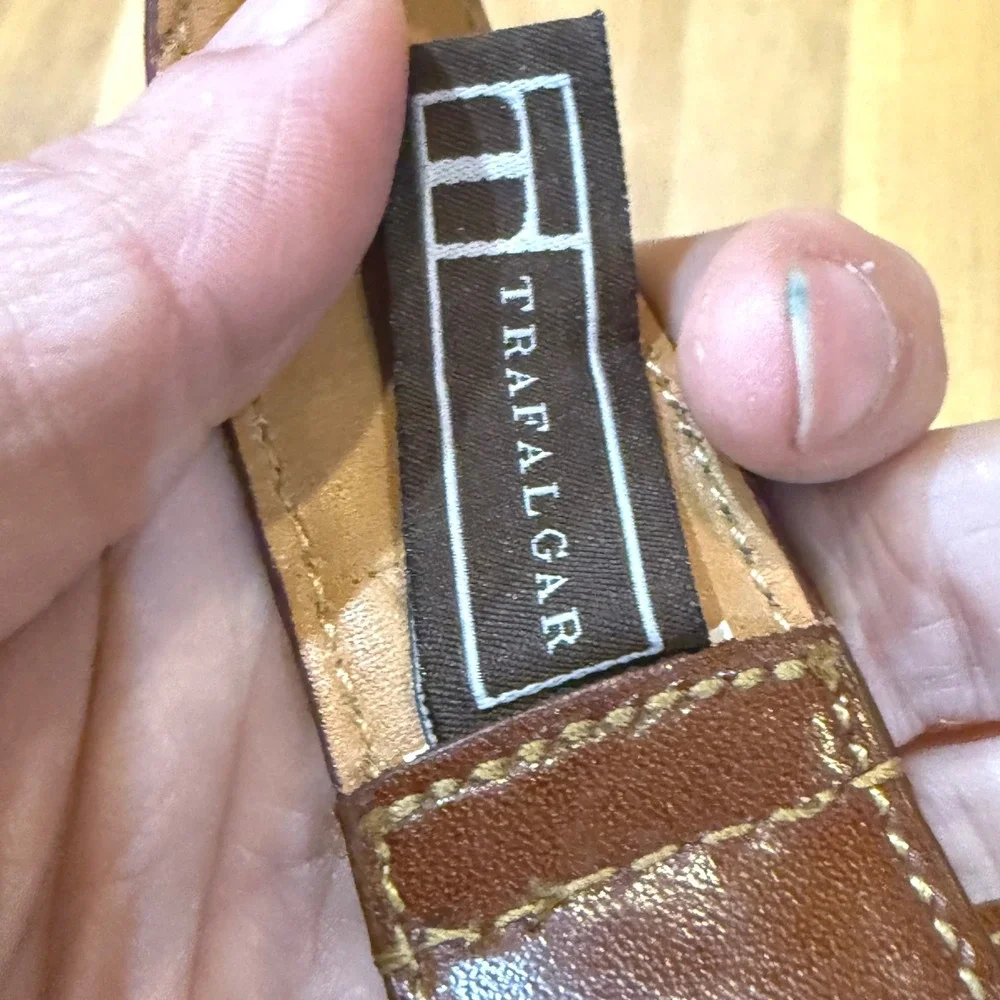 Trafalgar‎ Mens Leather Belt Cognac Brown Gold Buckle Made in USA Classic Dress